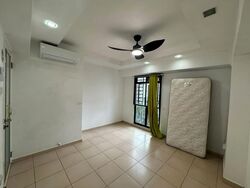 Blk 298B Compassvale Street (Sengkang), HDB Executive #585075151